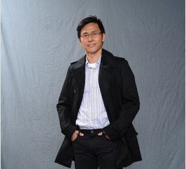 香港藝人張國(guó)強(qiáng)出席佛山養(yǎng)生會(huì)所奢華之夜活動(dòng)