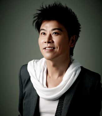 臺(tái)灣藝人伍思凱出席“星耀萬(wàn)達(dá) 唱響亳州”活動(dòng)