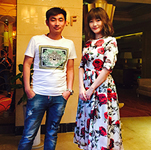 金海心與經紀人李志合影